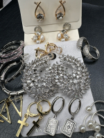 15 New Beautiful Pairs of Earring