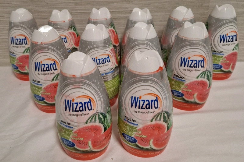 12 New Wizard Air Freshers (221g Each)