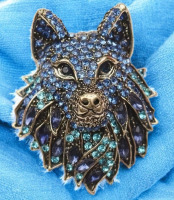 Beautiful Dimensional Blue Rhinestone Vintage Wolf Head Brooch Approximately 1.5 x 2 Inch