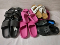 5+ New Mens & Womens Assorted Sizes and Styles Sandals Bundle