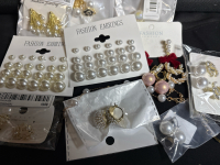 50+ New Stunning Ladies Jewellery lot| Earrings 1.5"| Chain 15"