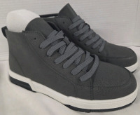 New | Size 44 Men's High Top Sneakers