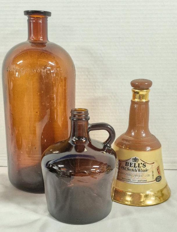 3 Vintage Collectible Bottles Amber Glass & Bell's Old Scotch Whiskey Bottle Wade