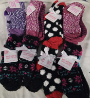 16 New Pairs | Size 4-11 Womens Fuzzy Socks