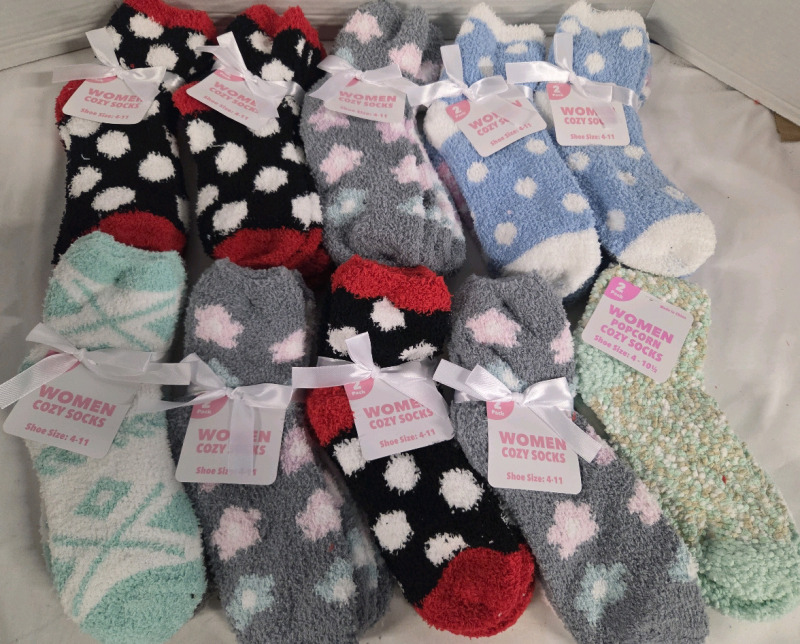 20 New Pairs | Size 4-11 Women's Fuzzy Socks