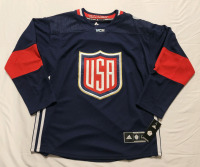 2016 USA World Cup of Hockey Jersey , Size Medium . New Old Stock with Tag . Stitched Logos