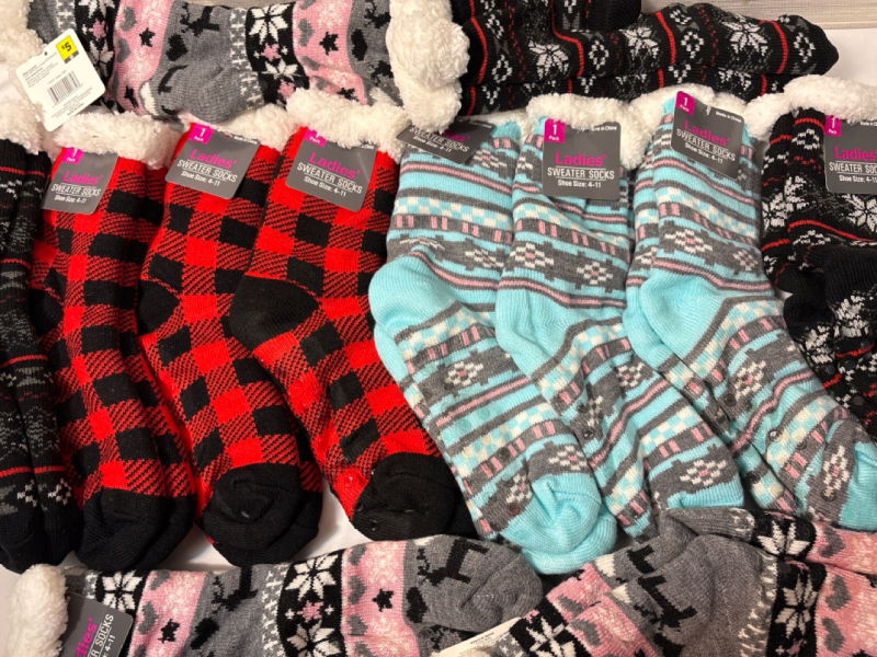 12 Pairs of Ladies Sweater Socks | Show Size 4-11