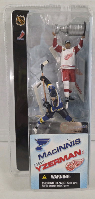 Vintage | 2004 McFarlane NHL St. Louis Blues Al Macinnis Detroit Red Wings Steve Yzerman 3" Mini Figures