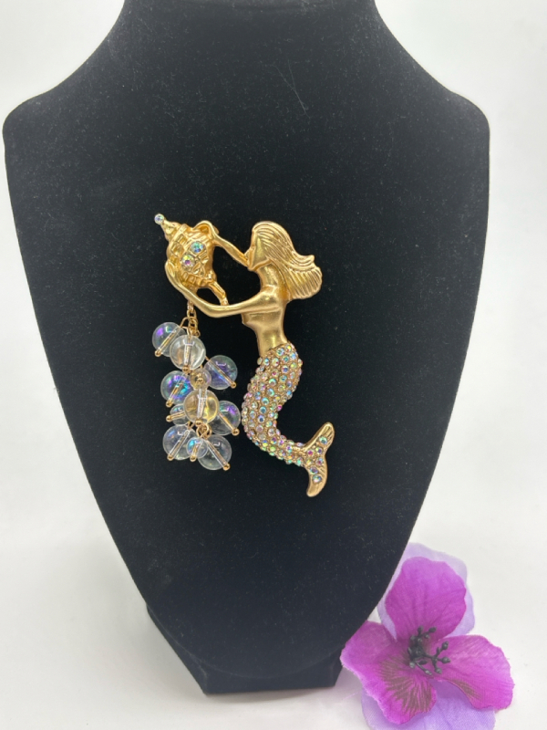 Statement Golden Mermaid Brooch with Rhinestones <br/>Approximately 3.35 x 2.35 inch <br/>Sea Shell with AB resin ? pool of light style drops