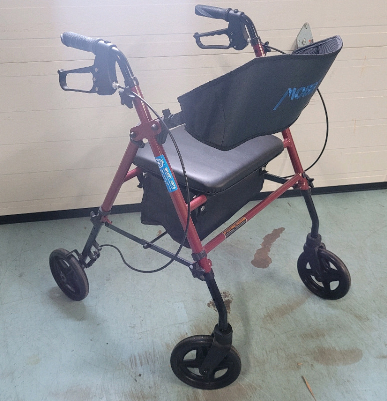 MOBB Heavy Duty Aluminum Folding Bariatric Rollator Walker - Pre-owned