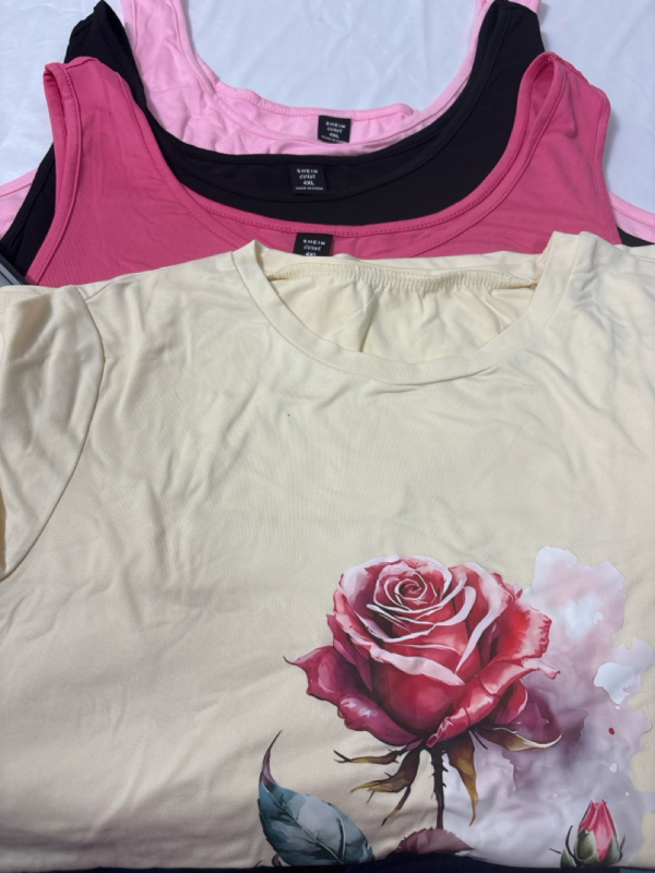 4 New Assorted Ladies Tank Tops and T-Shirt | Size: Curve 4xl