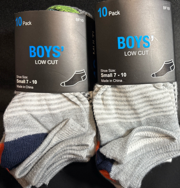 20 New Pairs of Boys Low Cut Socks| Size : Small 7-10