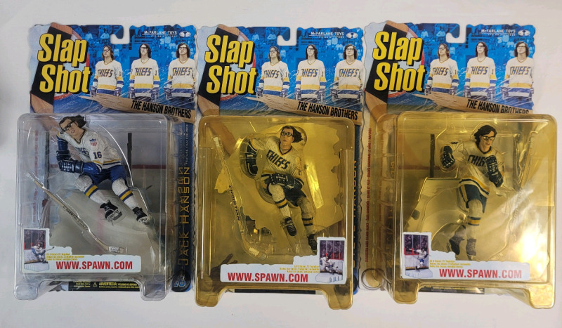 1999 McFarlane Toys SLAP SHOT " The Hanson Brothers " 6" Action Figure Set . Complete Set of 3 . Sealed