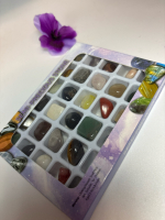 New Semi Precious Boxed 30 Natural Crystal Ore Rough Stones Stone Lover's Collection Approximately 5.9 inches