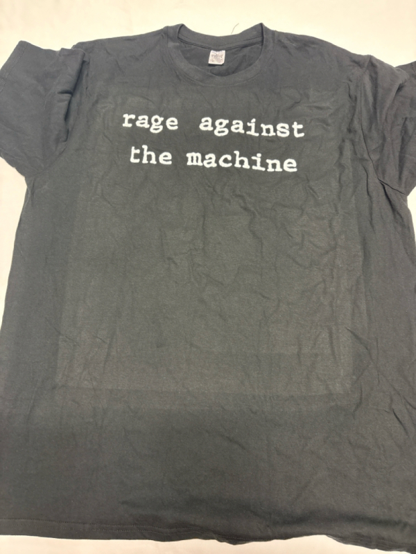 New the Men's T-Shirt in size XL| 95% Polyster