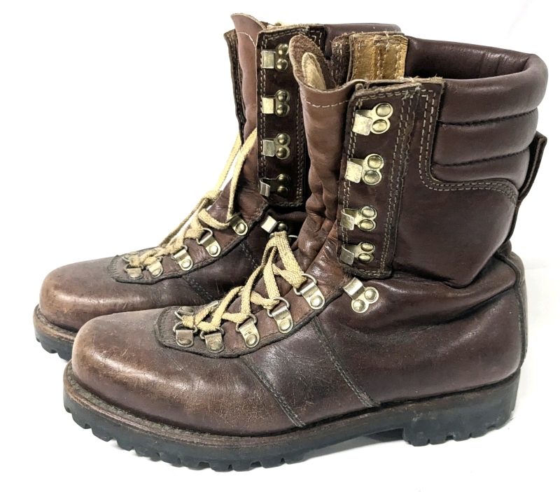 Vintage Size 9D MONTBLANC Genuine Leather Thinsulate Lace-U Boots | Style 86088-668