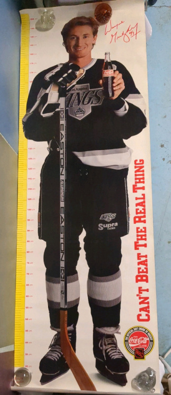 Vintage Wayne Gretzky Poster 2m Tall, 25 inches wide, Signature not real.