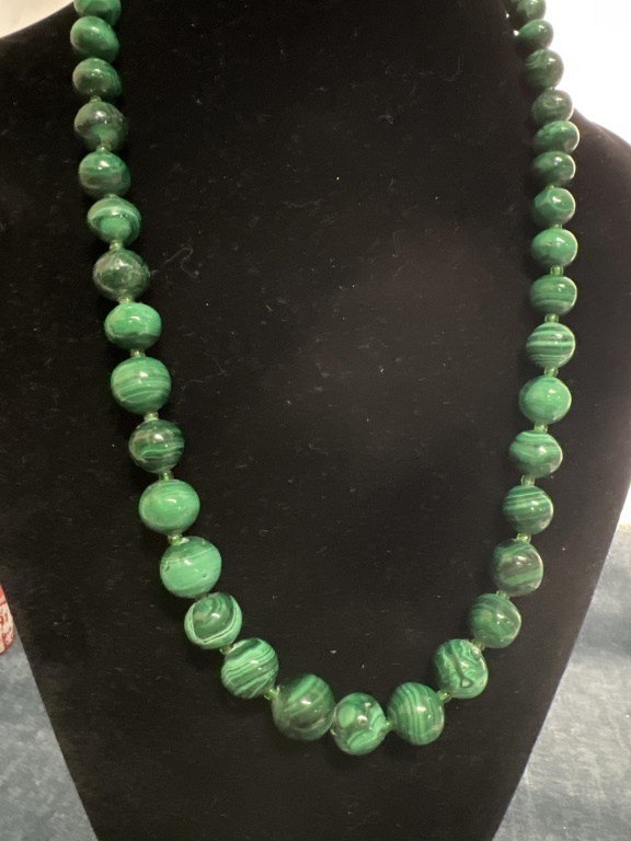 Graduating Malachite Stone Bead strand Necklace
