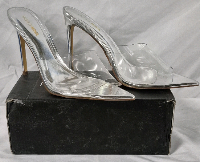 New sz 11 Women's Fashion Nova Clear/Silver High Heel Shoes