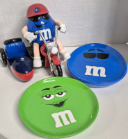 M&M Collectible's - Galarie Wall Plates & Candy Dispenser