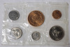 1976 (1776-) USA Denver Mint Coin Set w/Bronze Medal . Sealed - 2