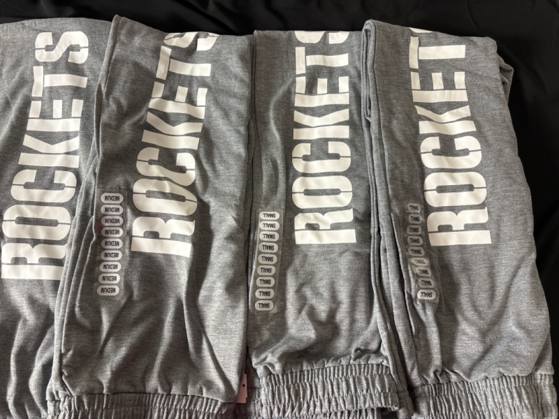 4 New Everyday Great Value High School Fleece Joggers| Sizes comes in Medium (2)and Small (2)| Retail Price 80+ USD