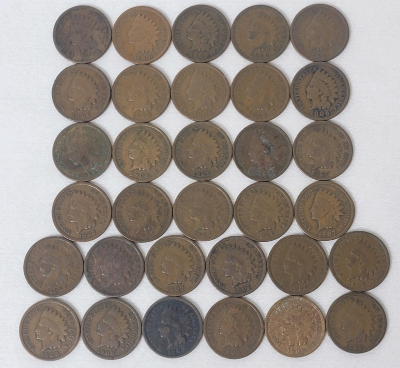 1906 - 1908 USA Indian Head One Cent Pennies , 32 Coins . 1906 &times;12 , 1907 &times;12 & 1908 &times;8