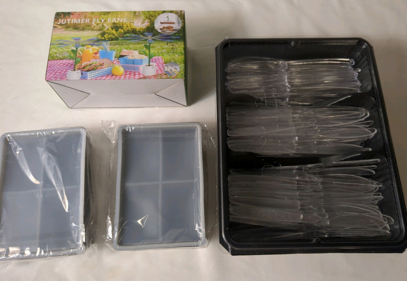 New Picnic Bundle With Many Disposable Knives, 2 Oversized Ice Cube Trays, & 2 Brand New Flyfans