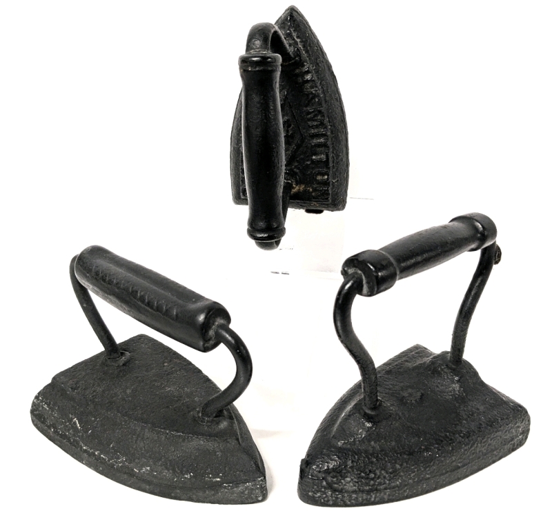3 Vintage Cast Iron Irons - B.S. & M CO HAMILTON #4 - 5.6" Tall At Handle