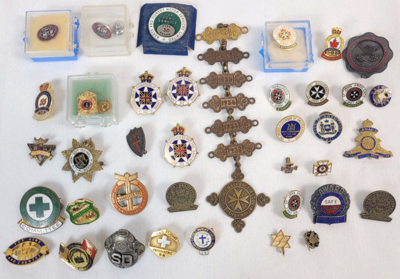 40+ Vintage Label Pins . Various Clubs , Lodges , Groups . See Photos
