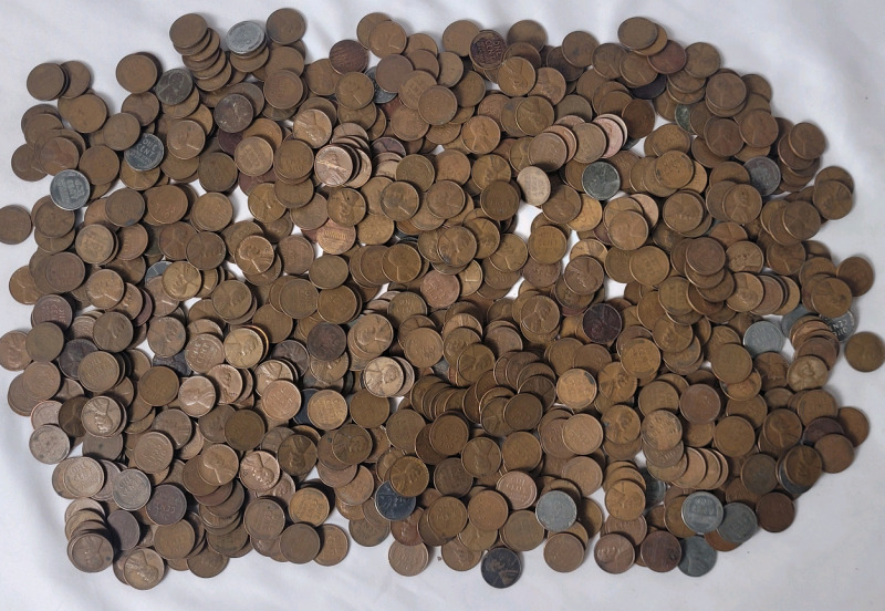 5+lbs USA Lincoln Wheat One Cent Pennies . Various Years & Condition