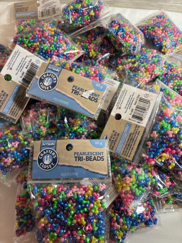 20+ New Artskills Crafter's Closet Pearlscent Tri-Beads| 65g each package