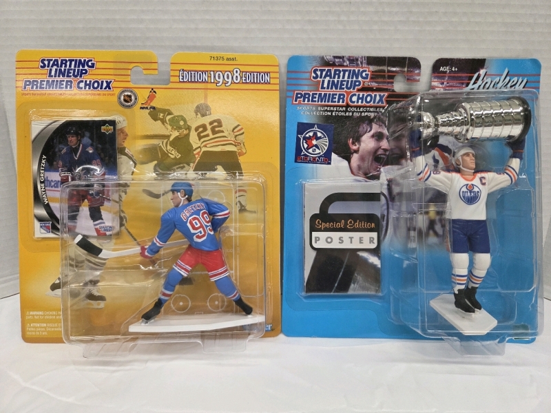 2 Wayne Gretzky Collectables | (1) 2000 Wayne Gretzky NHL Starting Lineup Figure All Star Edition & (1) 1998 Wayne Gretzky Starting Lineup figure 8" x 9"