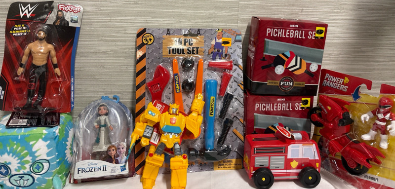 19 New Assorted Toys Includes 2 Mini Pickleball Set m, power rangers Red Ranger and more