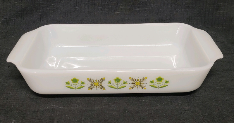 Vintage Fire King " Meadow Green " Milk Glass Casserole Dish . Measures 12"&times;6.5"&times;2" (1 &frac12; qt.) . No chips or cracks