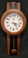 Beautiful Wooden Kin King Wall Clock - Working 19.5" Tall