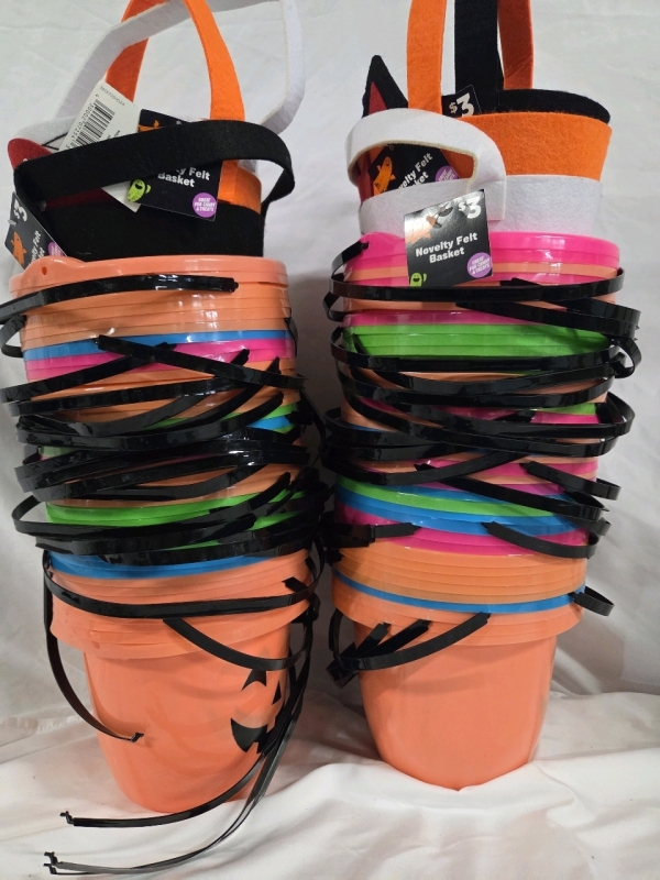 60+ HUGE Lot of Novelty Buckets