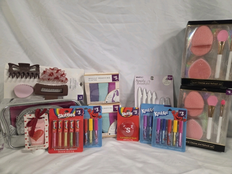 New | HUGE Variety Beauty amd Self Care Lot