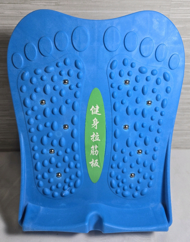 New In Box | Slant Board / Incline Calf Stretcher | Colour:Blue | 11.5" x 9"