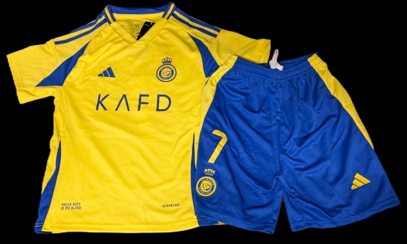 New Size 24 Kids Al Nassr Home #7 Ronaldo Soccer Jersey Top & Shorts Set