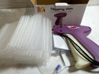 New Quick Clothing Fixer Tagging Gun| Comes with a box| Includes 2000 Fastners & 5 Needles