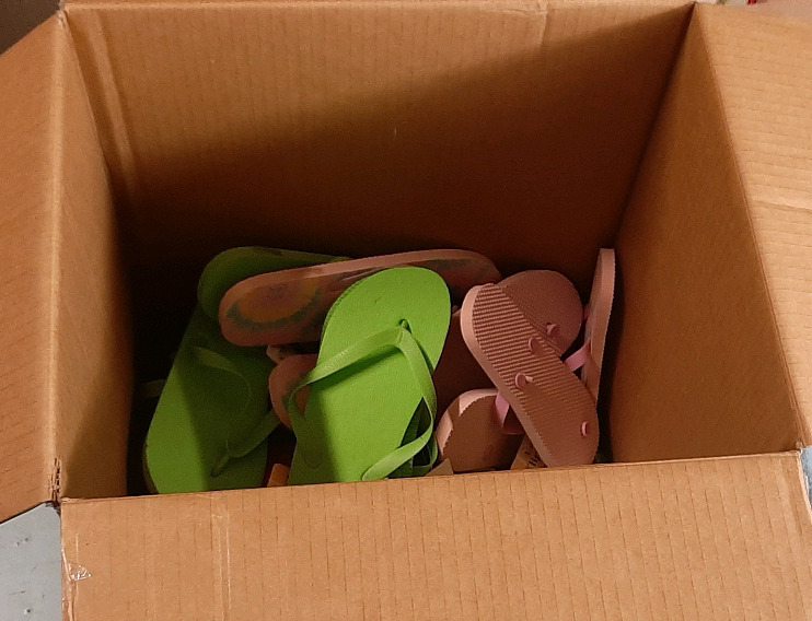 Large Box of Women'sBeach Sandals | 15+ Pairs, Box Measures 28" Tall, 16&frac12;" Wide