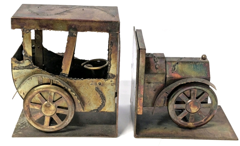 Vintage Welded Brass / Copper Antique Car Bookends Made in Hong Kong - 4.75" &times; 3.25" &times; 5.4" Approx Per Side