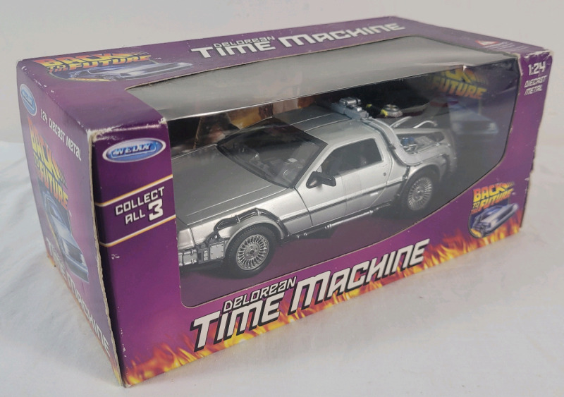 Back to the Future Deloren Time Machine Diecast Car , 1:24 Scale . NRFB , Some shelf wear to box