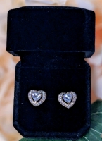 New 18K Goid Piated 0.5ct Each Heart Cut Simulated Diamond Halo Stud Earrings