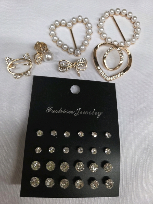 New | Assorted Lovely Jewelry Lot