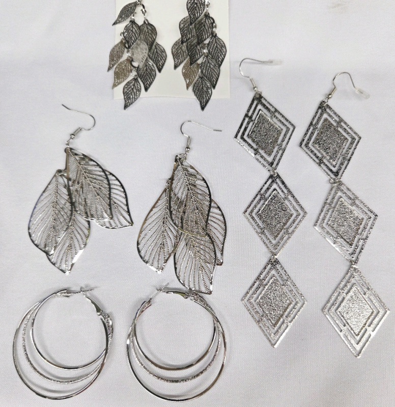 4 New | Gorgeous Pairs of Dangle Earrings
