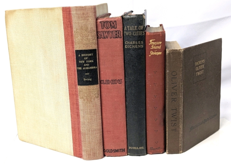 5 Antique to Vintage Hardbound Classic Books : Oliver Twist (1918), Treasure Island (1934), A Tale of Two Cities (Undated, First Page Missing), Adventures of Tom Sawyer (1940), A History of New York And The Alhambra (Possibly 1809)