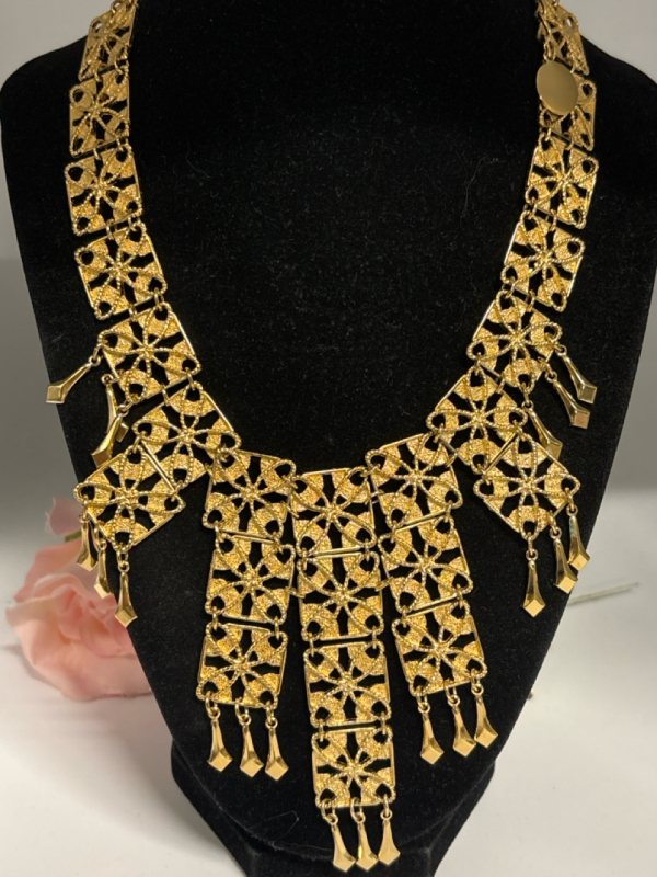 Stunning D'Orlan Cascade Bib Necklace Layered Vintage 22KGP Cleopatra J Hook Beautiful Statement Piece more in description
