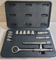 Mastercraft 13pc. SAE Socket Set w/Case .